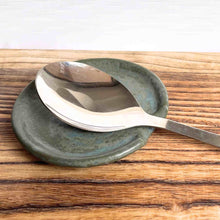 Cargar imagen en el visor de la galería, Apoya Cuchara Jade