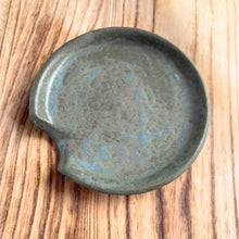 Cargar imagen en el visor de la galería, Apoya Cuchara Jade