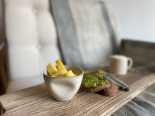 Cargar imagen en el visor de la galería, Pocillos Irregulares