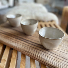 Cargar imagen en el visor de la galería, Pocillos Irregulares