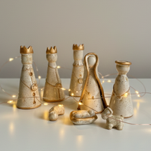 Load image into Gallery viewer, Pesebre con reyes magos
